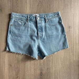 Paige Noella Short
